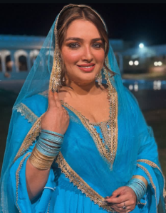 Amrapali Dubey Biography 