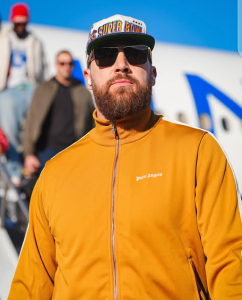 Travis Kelce Biography 