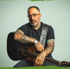 Aaron Lewis Biography