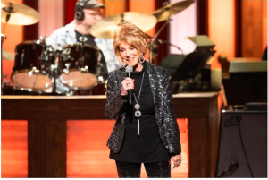 Jeannie Seely Biography